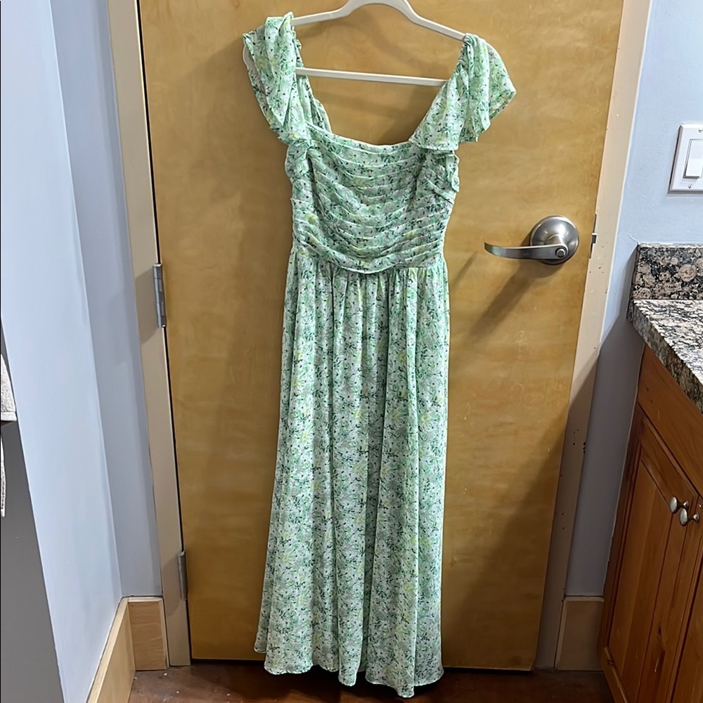 Astr Green Ruched Flutter Sleeve Sundress